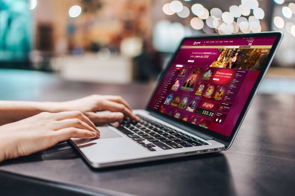Casinos With Instant Withdrawal to 8